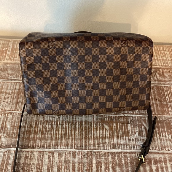 Louis Vuitton Speedy Bandolier 30 in DE - Picture 10 of 13